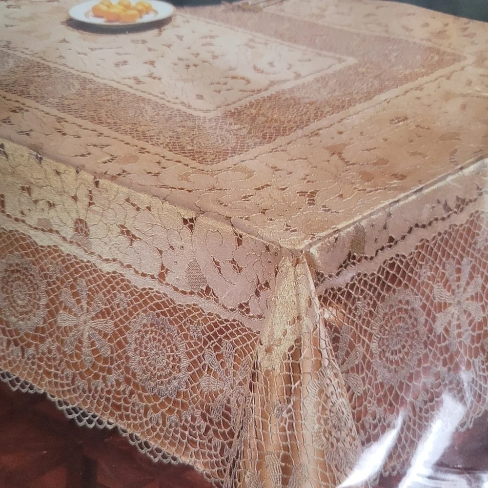 NIP Gold Mylar Vinyl Tablecloth Oblong 60